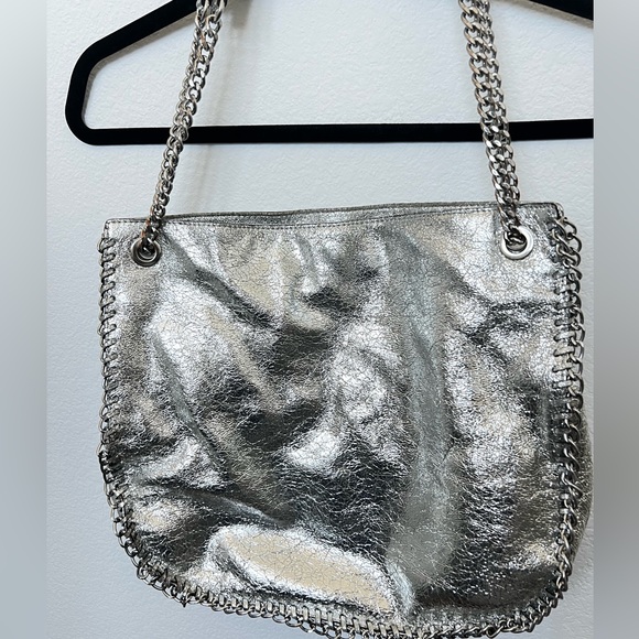 Michael Kors Silver Metallic Chain link shoulder bag - Picture 2 of 5